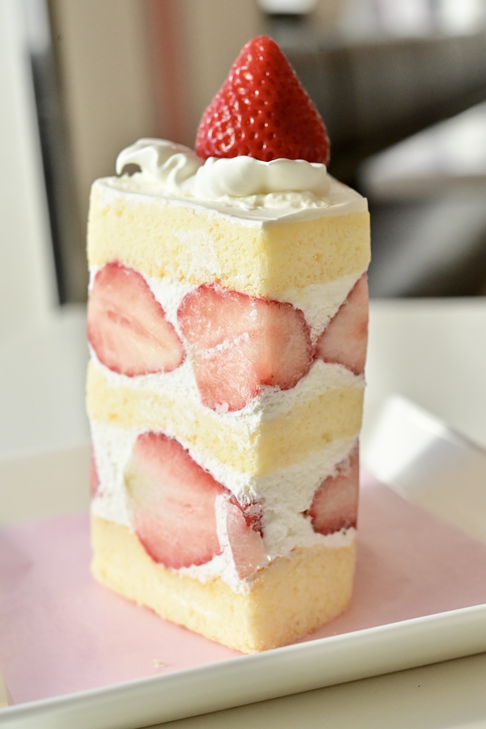 「苺のダブルショートケーキ」イメージ