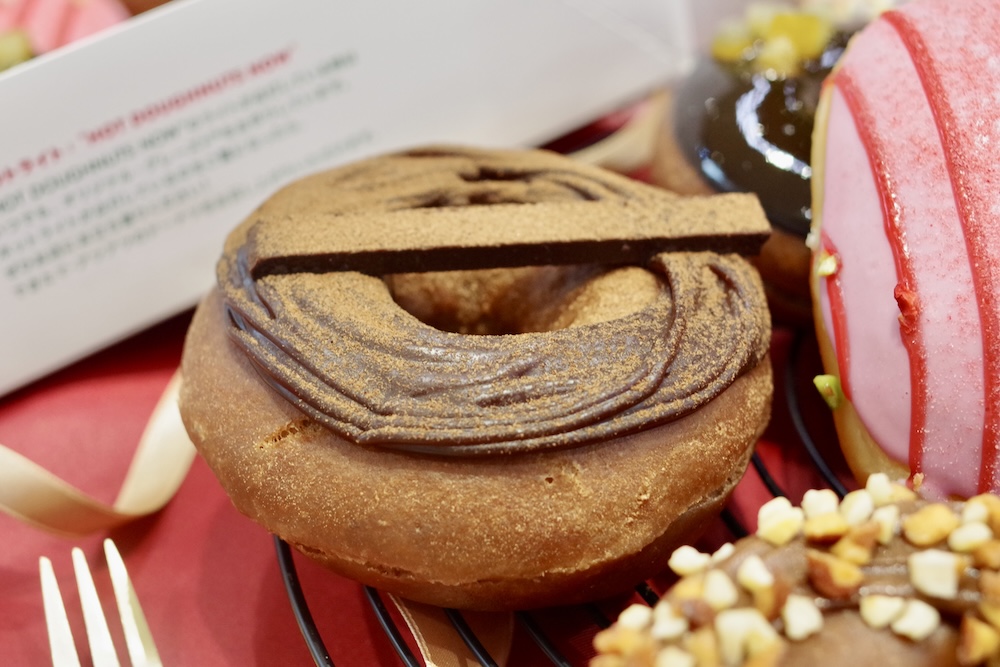 「生チョコ モンブラン」テイクアウト・税込み356円、イートイン・税込み363円