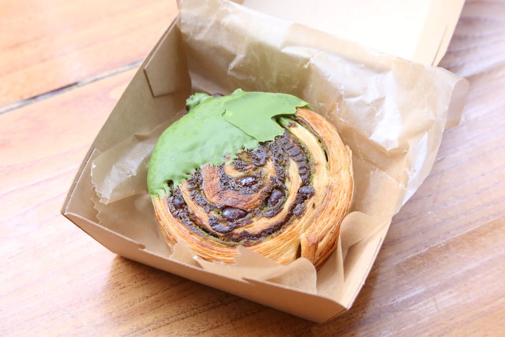 「八女抹茶クリームシュプリームクロワッサン」税込み528円