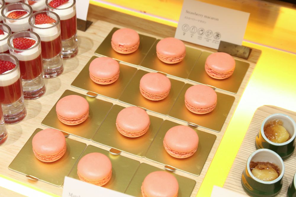 「ストロベリーマカロン」イメージ