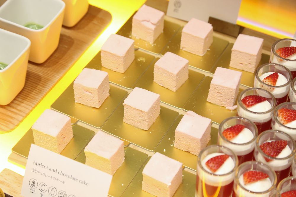 「ストロベリーギモーヴ」イメージ