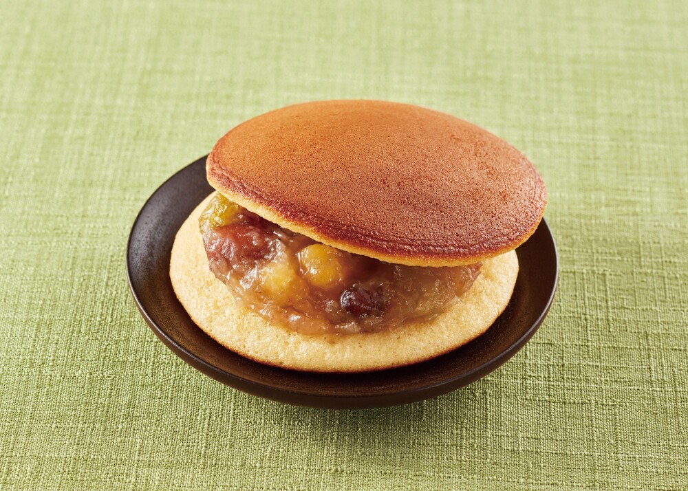 節分にも！ ５種類の豆をふんだんに使用した“まめ餡”が自慢！『 まめまめどら焼 』好評販売中！