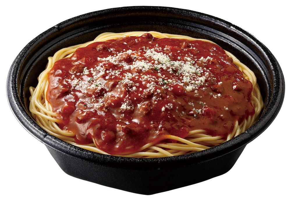 2月9日より発売される「盛りすぎ！ミートソース」税込み697円