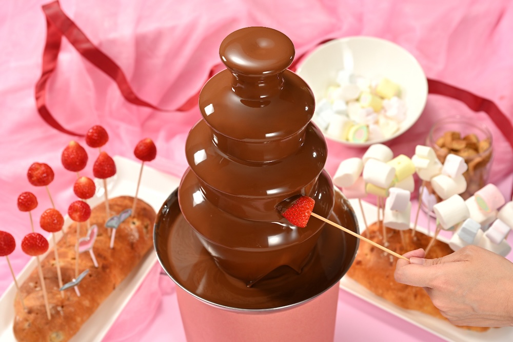 「雪と火のダイニング」の第3弾「バレンタイン」イメージ