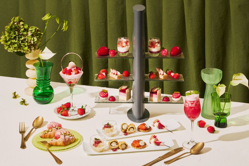 「ストロベリー・パルフェ・アフタヌーンティー」イメージ
