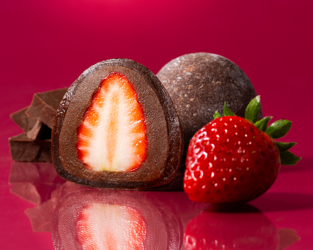 【新商品情報|2026年2月限定】バレンタインにおすすめ!濃厚なチョコレートの味わい×甘酸っぱい旬の苺!『ショコラ苺大福』2月限定販売!