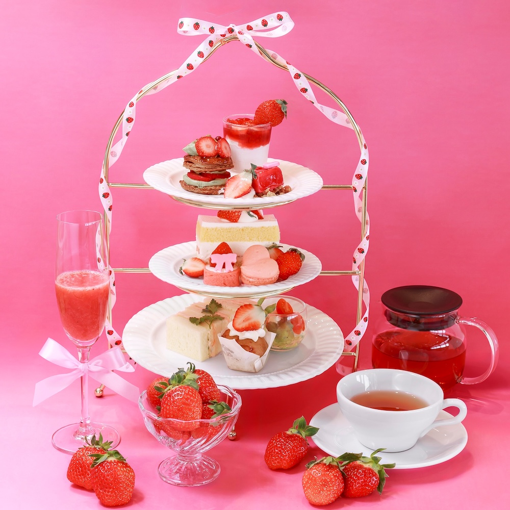 各日数量限定「いちごのアフタヌーンティーセット」ドリンク付き・税込み3,980円