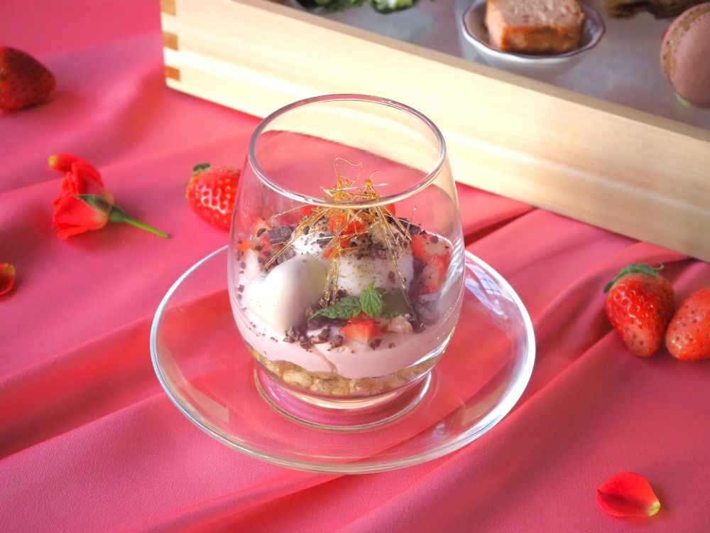 「苺に恋するストロベリーアフタヌーンティー」イメージ