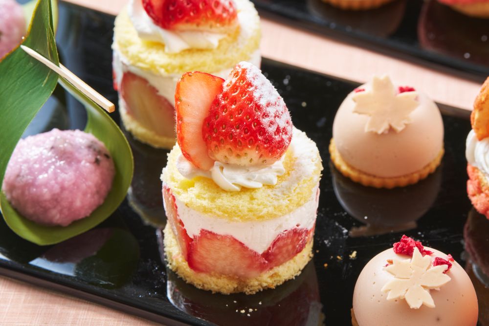 「桜といちごのアフタヌーンティー」イメージ
