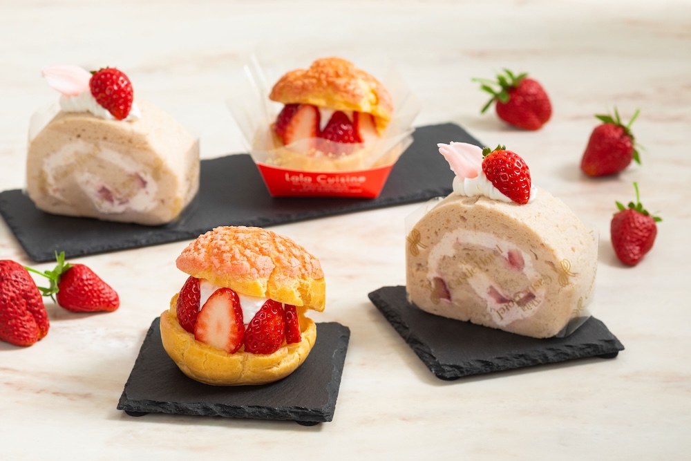 「いちごのロールケーキ」税込み480円、「いちごのシュークリーム」税込み480円