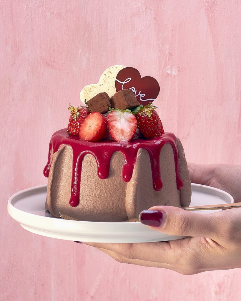 シフォンケーキ「〜Valentine Chiffon Cake〜 ストロベリーショコラ」イメージ