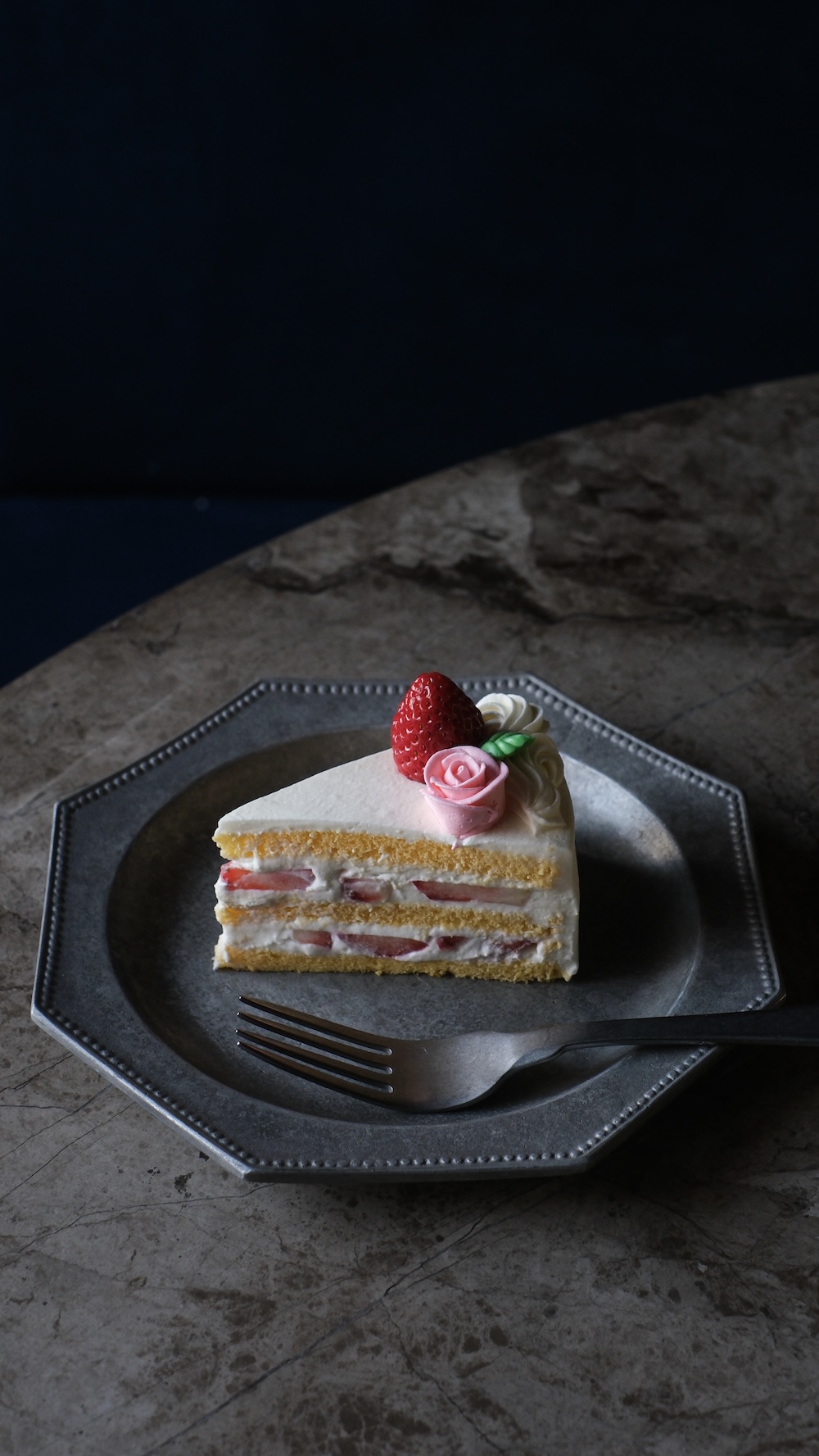 「ハヤセショート」2個入り・税込み2,200円（本店のみ、イートインで単品・税込み1,000円から）