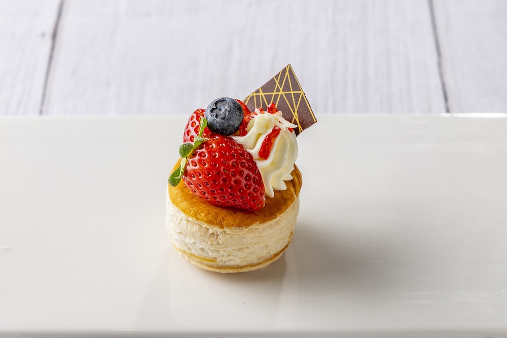 「ガーデン・ストロベリー・アフタヌーンティー」イメージ