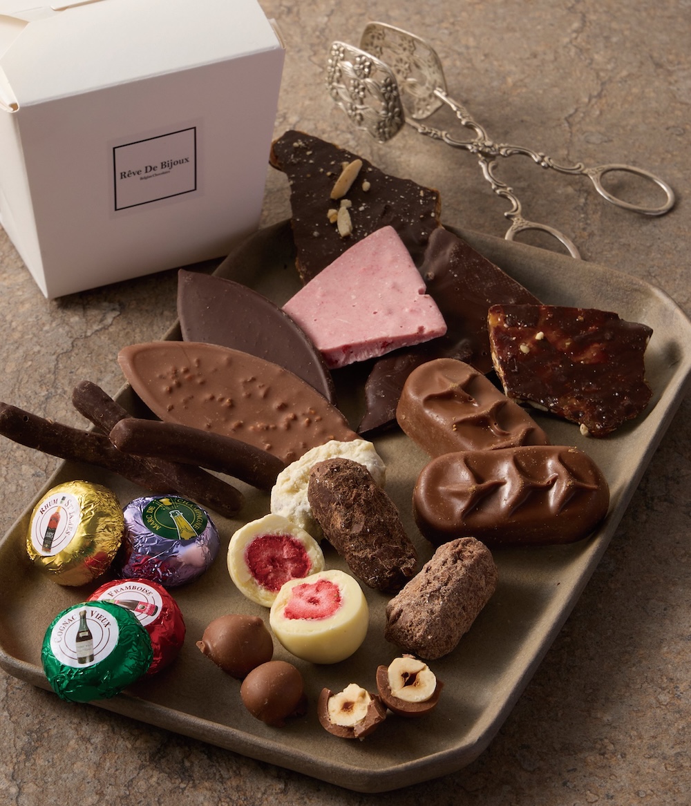 「レーヴ・ドゥ・ビジュー」の「ベルギーショコラ量り売り」1,404円（※一部商品にアルコール使用）