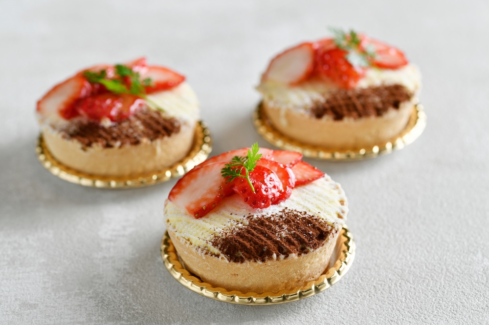 「チョコとくるみのホワイトムースタルト」イメージ