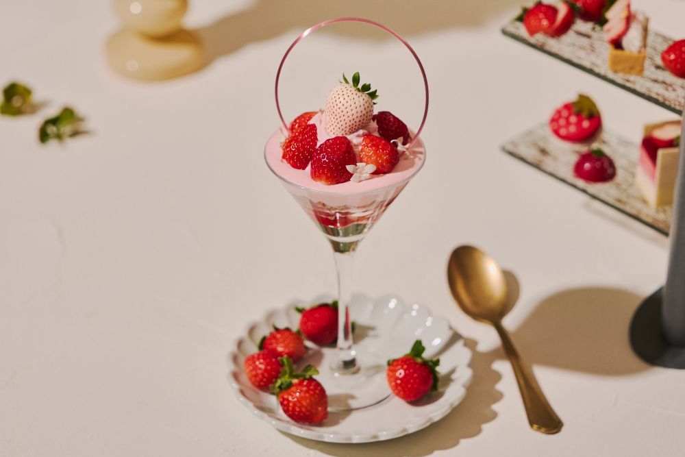 「ストロベリー・パルフェ・アフタヌーンティー」イメージ