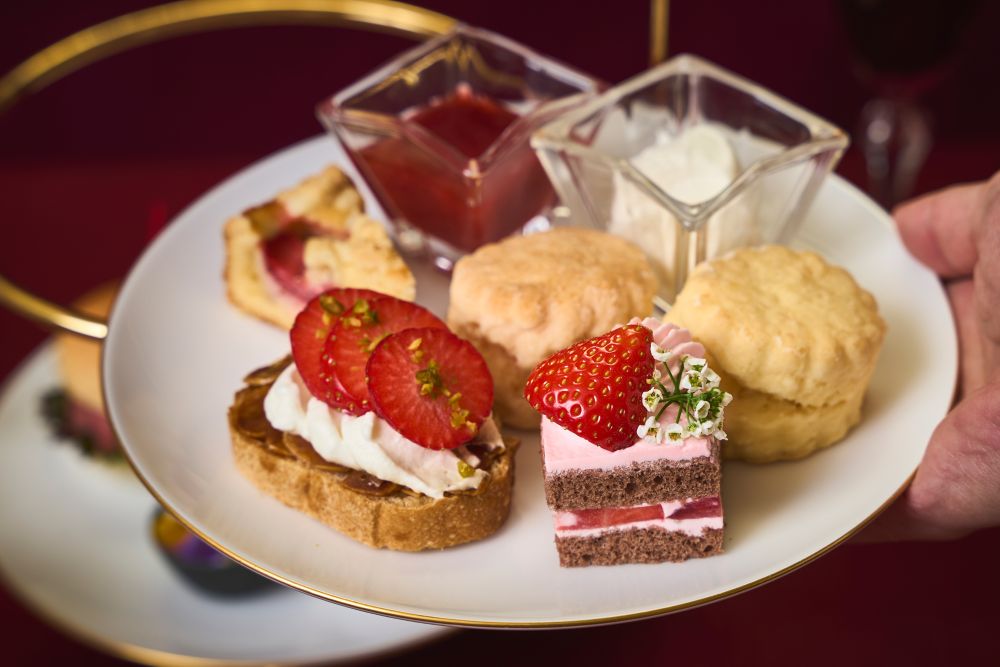 「いちごのアフタヌーンティー」イメージ