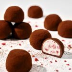 「スノーボール 赤」9個入り・1,998円