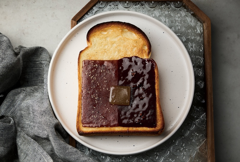 「亀屋良長」「スライスようかんCACAO」2枚入り・648円