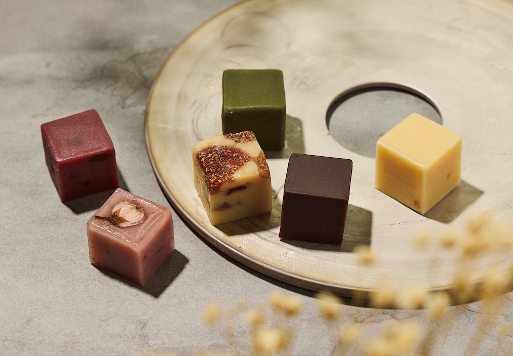 「匠あんこ堂」の「Yokan au chocolat &Yokan au fromage Ⅰset」9個入り・4,104円