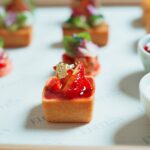 東京エディション銀座の「ソフィーズ ストロベリー アフタヌーンティー」イメージ