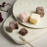 「サトミフジタ by カメヤヨシナガ」の阪急うめだ本店限定アソート「cubeチョコレート小餅」1,350円