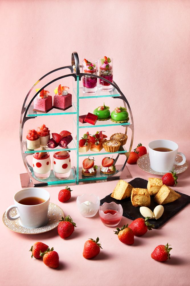 「ストロベリーアフタヌーンティー」税込み6,958円（サービス料含む）