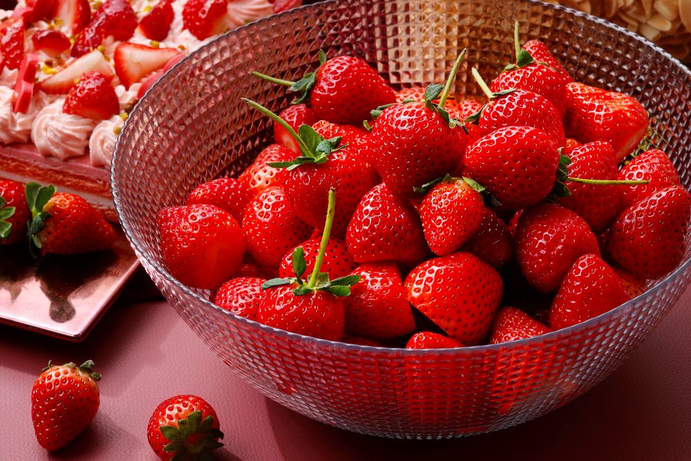 スイーツブッフェ「ストロベリーホリック」イメージ