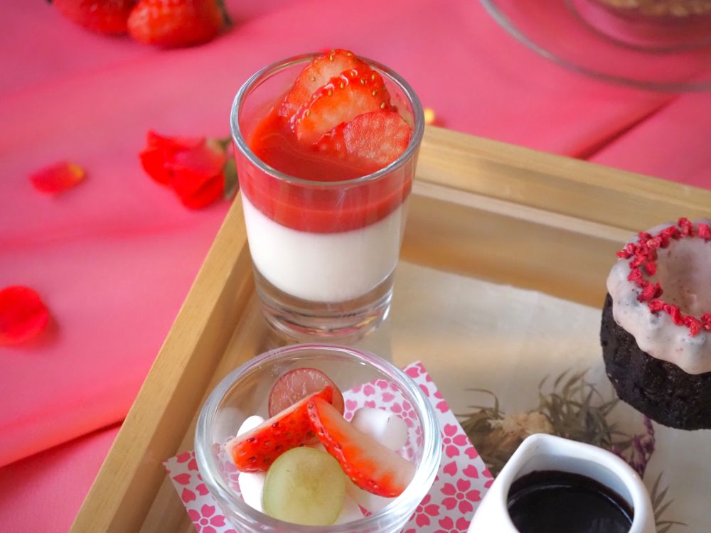 「苺に恋するストロベリーアフタヌーンティー」イメージ