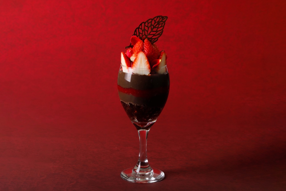 「苺パフェ・ショコラ」1,880円