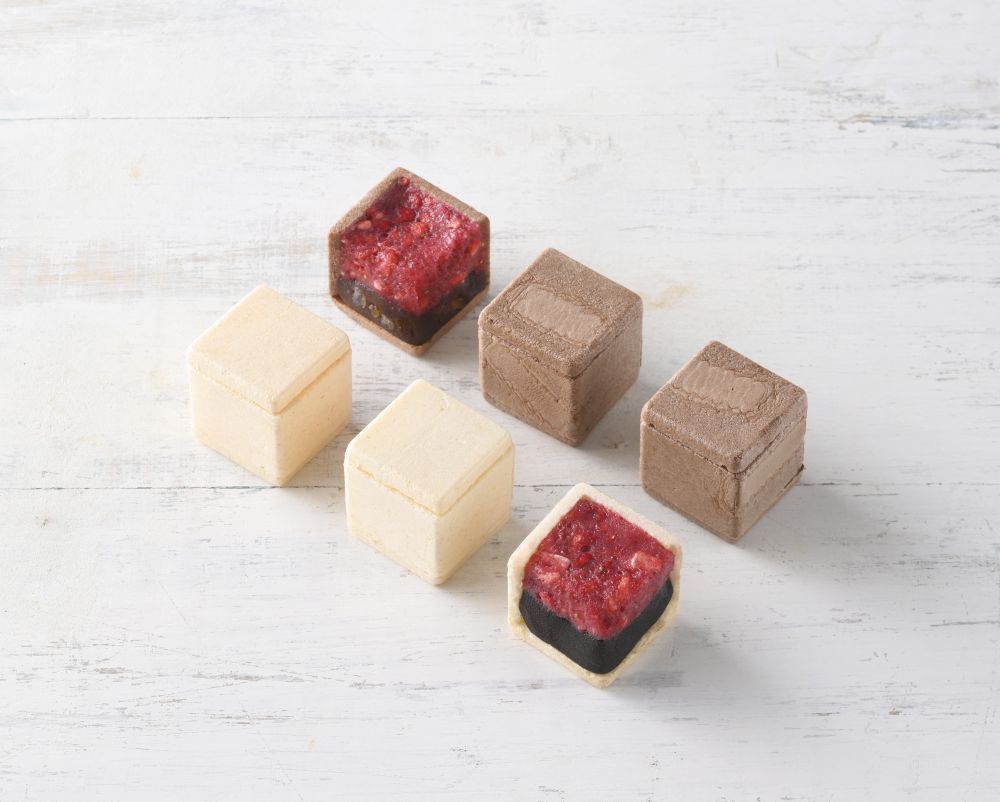 「茶菓工房たろう」より販売される「DUO 窓」6個入り・税込み2,160円