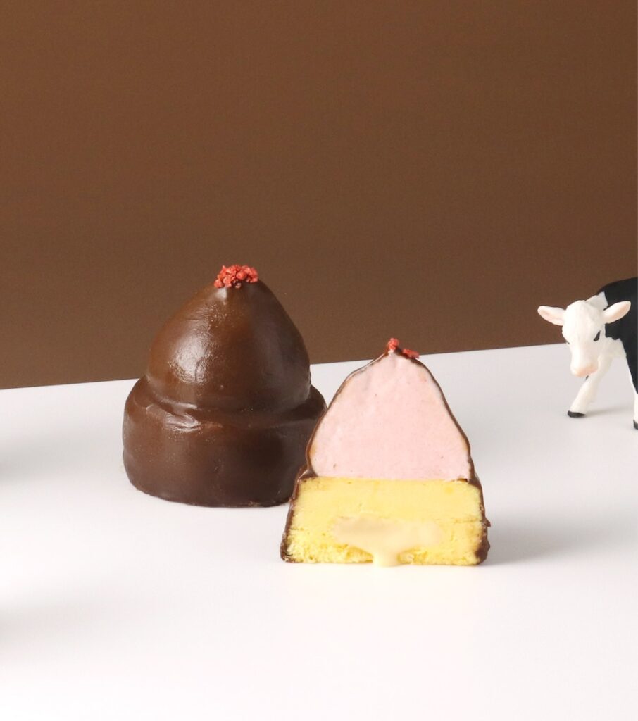 阪神梅田本店限定「生とろりミルクチーズケーキ〈苺ミルク&チョコ〉」税込み648円