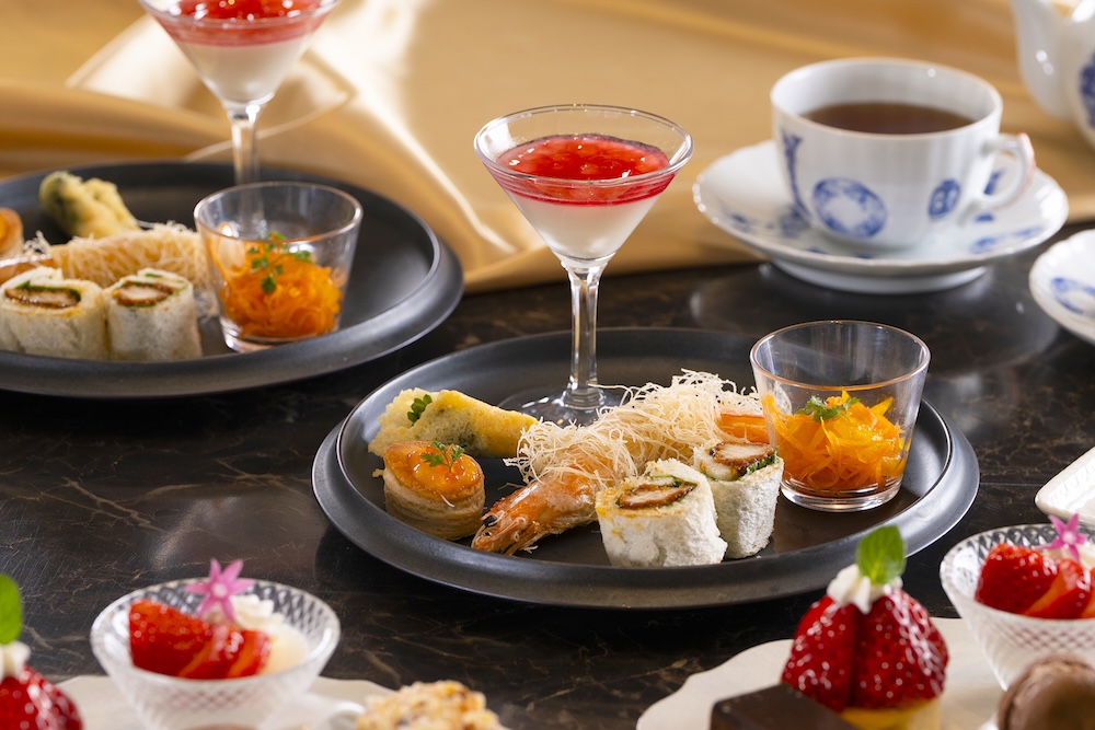 「苺とショコラのアフタヌーンティー」イメージ