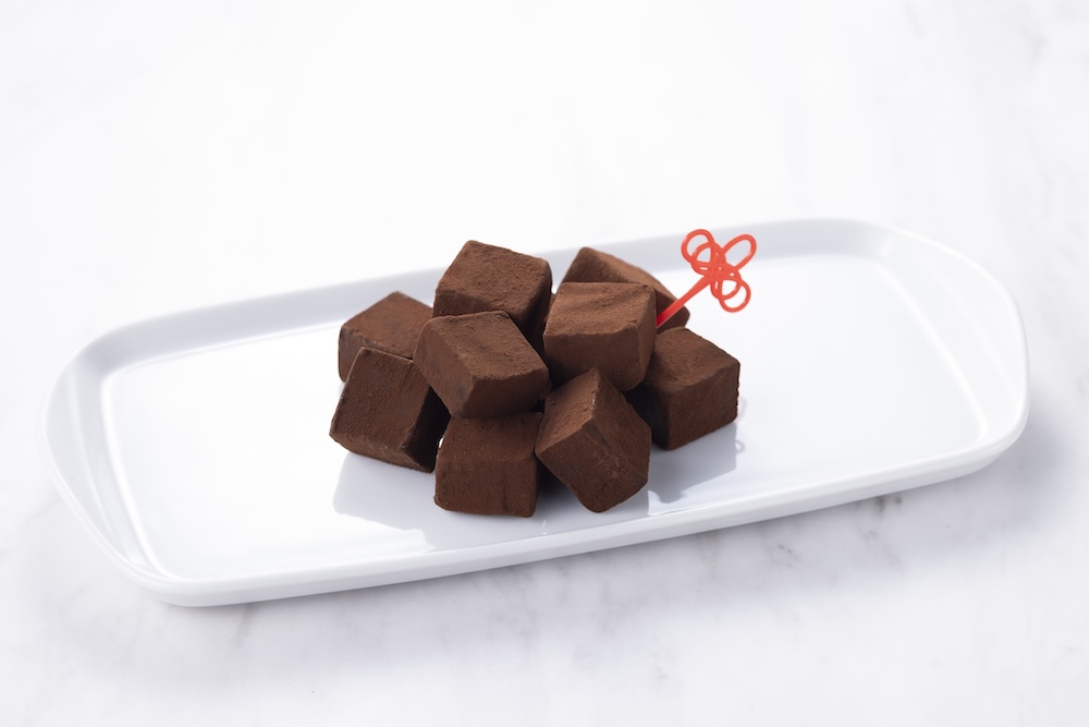 2月3日より順次発売される「とろける濃厚生チョコ」税込み453円