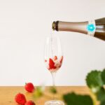 「サーラ ビアンキ アル・ケッチァーノ」および「イル・ケッチァーノ ミエーレ」にて販売する「TSUJIGUCHIFARMの苺×アスティスプマンテ」税込み1,800円