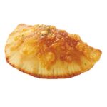 1月12日より販売される「ほうれん草とベーコンのカルツォーネ」税込み213円