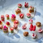 「いちごのフラワーブーケ アフタヌーンティー」平日・税込み9,400円、土日祝日・税込み11,000円（サービス料含む）