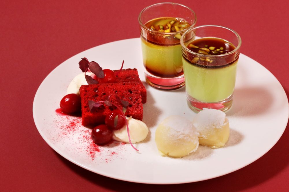 「『Palette in Three Colors～赤・白・緑～』アフタヌーンティー」イメージ