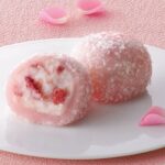 「菓匠　清閑院」の「苺こもち」3個入り・税込み1,080円