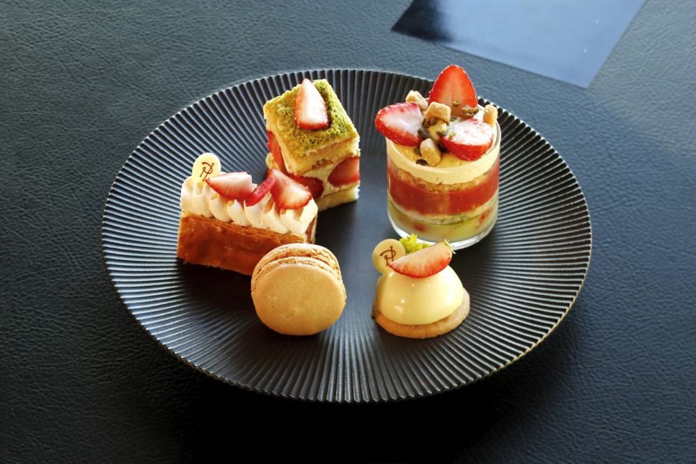 「スーパーアフタヌーンティー～あまおう～」イメージ