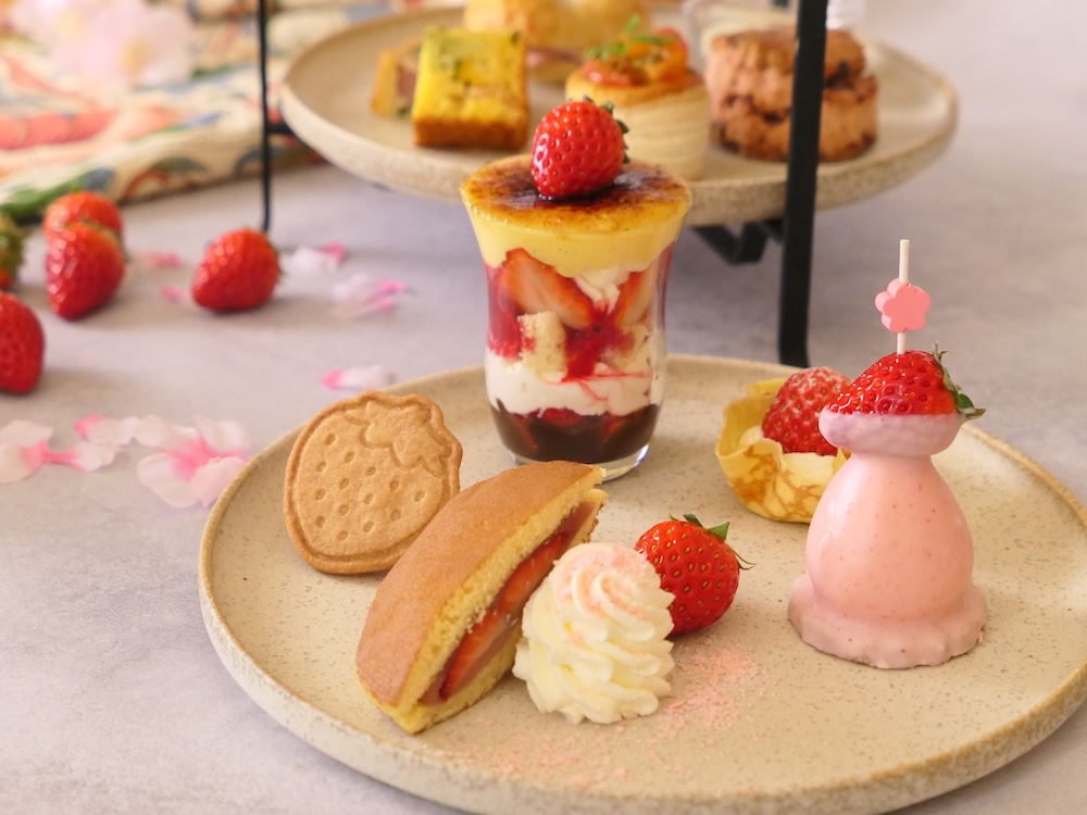 「いちごと桜のアフタヌーンティー」イメージ