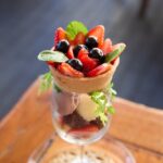 「BALILax THE GARDEN Umeda」の「トロピス ベリーパフェ（Tropis Berry Parfait）」税込み1,750円