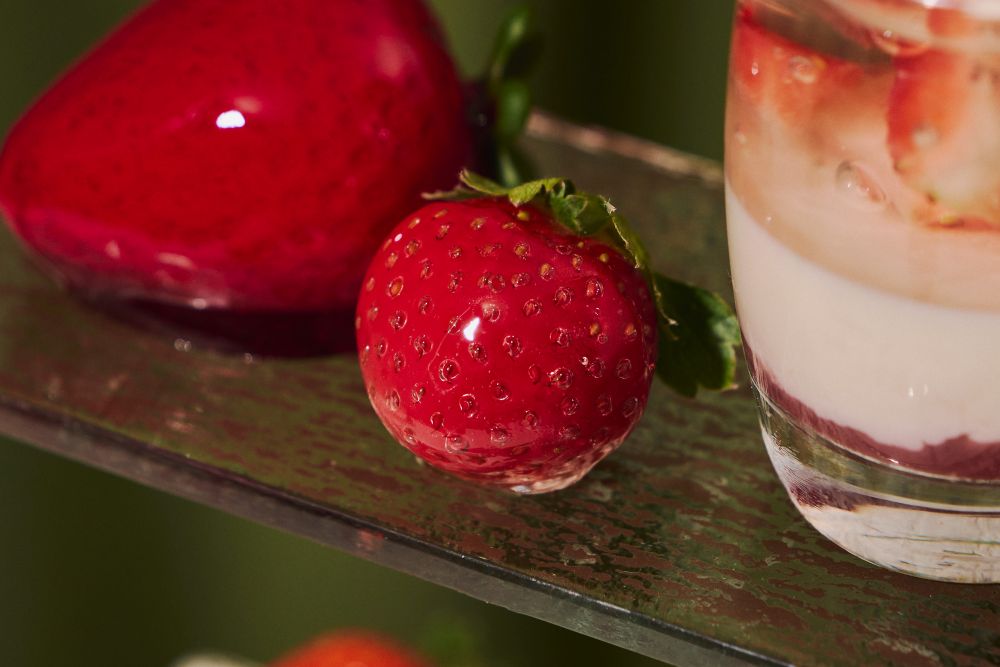 「ストロベリー・パルフェ・アフタヌーンティー」イメージ