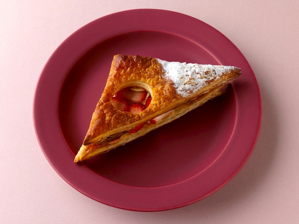 第3弾の「三角いちごデニッシュ」税込み400円