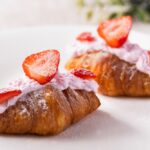 朝食ビュッフェの「いちごのクロワッサンサンド」イメージ