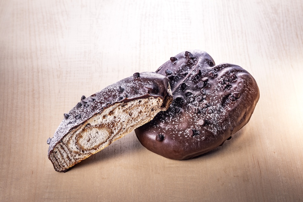 1月27日より順次発売中の「もちっとチョコぱん」税込み181円（沖縄県除く）