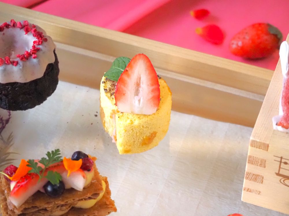 「苺に恋するストロベリーアフタヌーンティー」イメージ