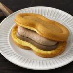 3月15日まで販売中の「スフレワッフル（Wショコラ）」税込み248円