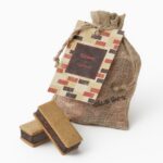 「コメダ珈琲店×CLUB HARIE ブラウニーサンドコメダブレンド」3個入り・1,080円