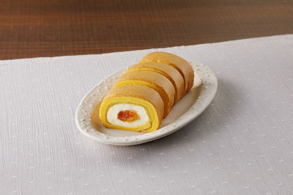 「らぽっぽファーム監修  ポテトアップルパイ風もち食感ロール 4個入」イメージ